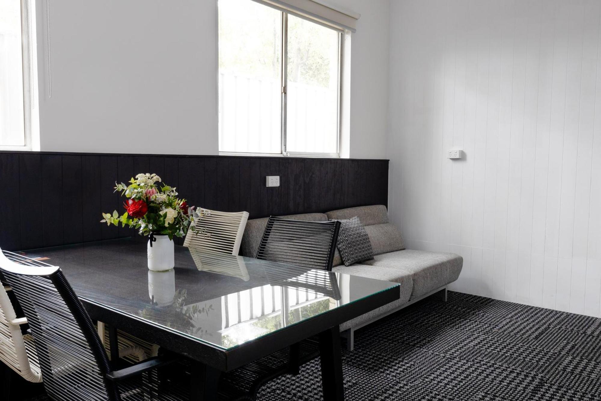 Siesta Central Apartments เซล ภายนอก รูปภาพ