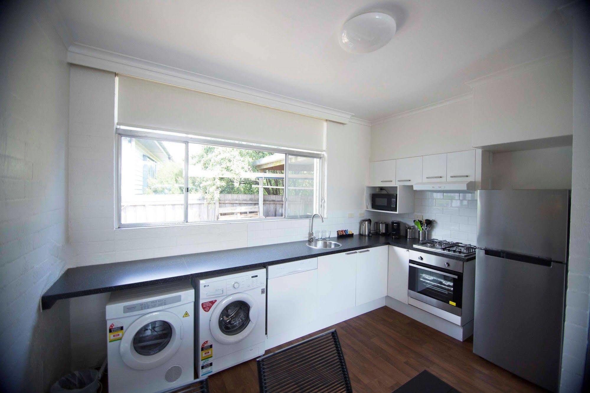 Siesta Central Apartments เซล ภายนอก รูปภาพ