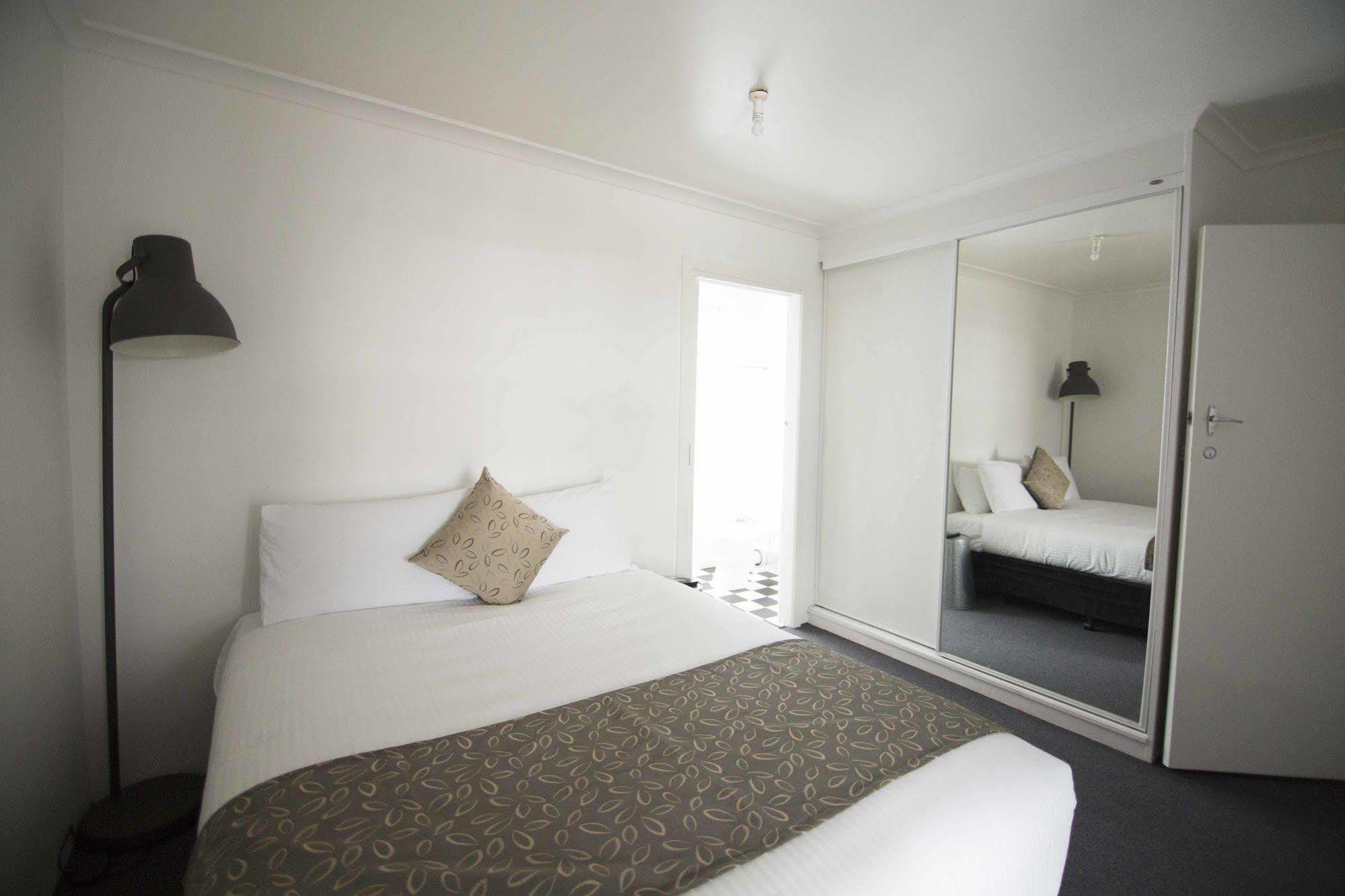 Siesta Central Apartments เซล ภายนอก รูปภาพ